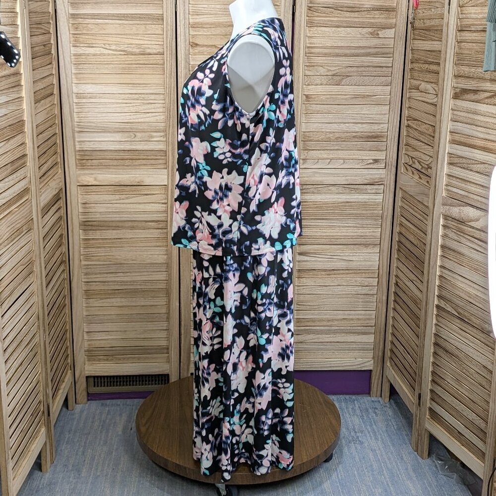 Jones Studio VINTAGE 2- Piece Set Floral Sleeveless Blouse 2X and Skirt Size 1X - Picture 4 of 10